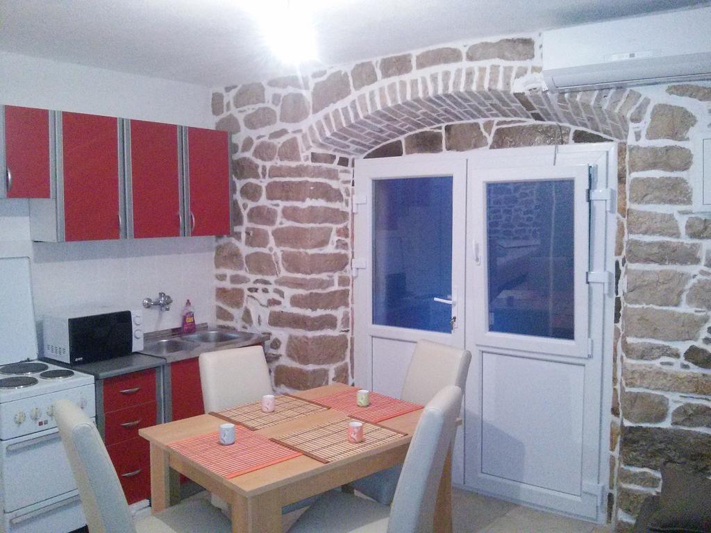 Holiday House Popovic Sućuraj 외부 사진